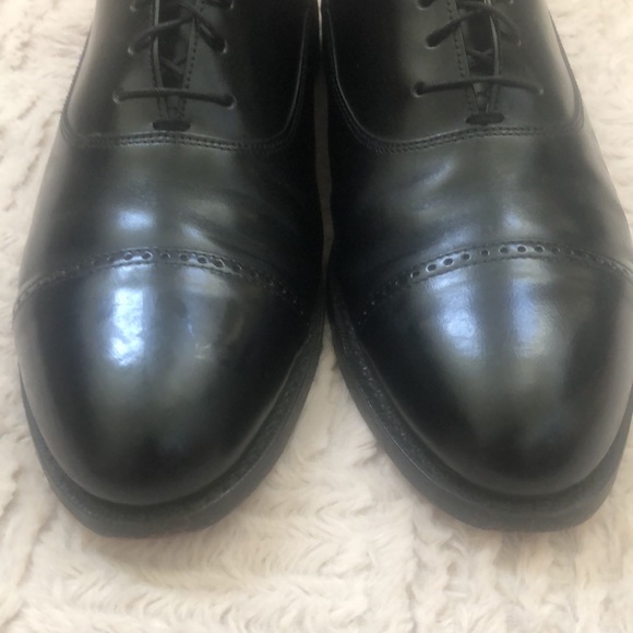 Bostonian Classics leather shoes Size 11 main image 4